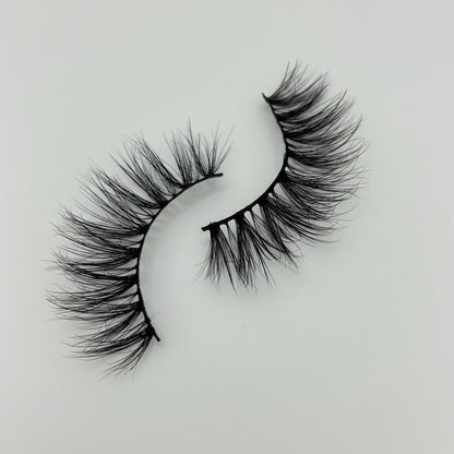 AQueenzDen Goddess Real Mink Fluffy Lashes, handcrafted for a voluminous, dramatic look. Cruelty-free mink.