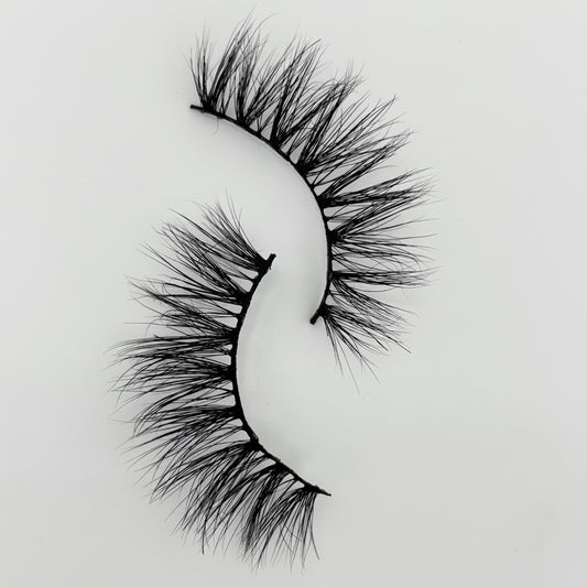 AQueenzDen Goddess Real Mink Fluffy Lashes, handcrafted, cruelty-free mink, full and voluminous look.