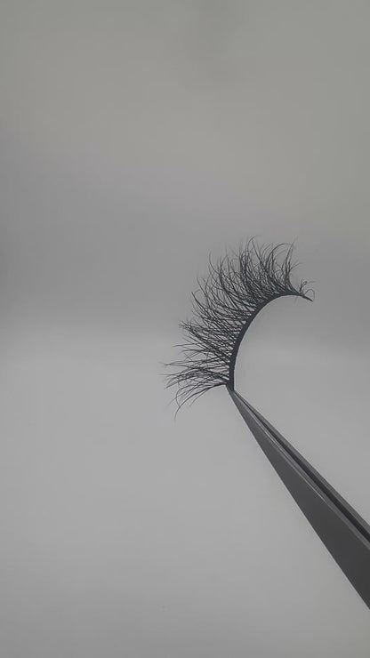 Crown Me Real Mink Fluffy Lashes